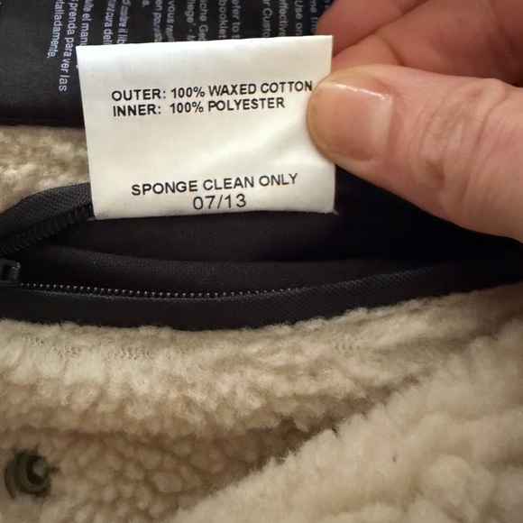 Barbour Belted Waxed Cotton Matlock Jacket with Faux Shearling Sherpa - Picture 12 of 12